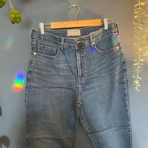 Medium wash skinny jeans